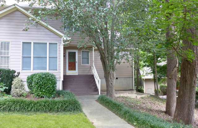 128 Mallard Court - 128 Mallard Court, Chapel Hill, NC 27517