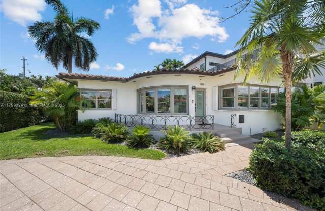 9189 Abbott Ave photos photos