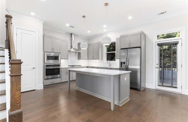 1394 Doublegate Drive NE Gallery 2