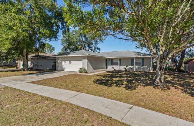 3-Bed, 2-Bath Single Family Home Near Mt Dora Area photos photos