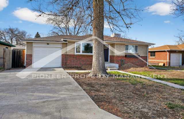 Gorgeous Home with Washer/Dryer and Fenced Yard photos photos