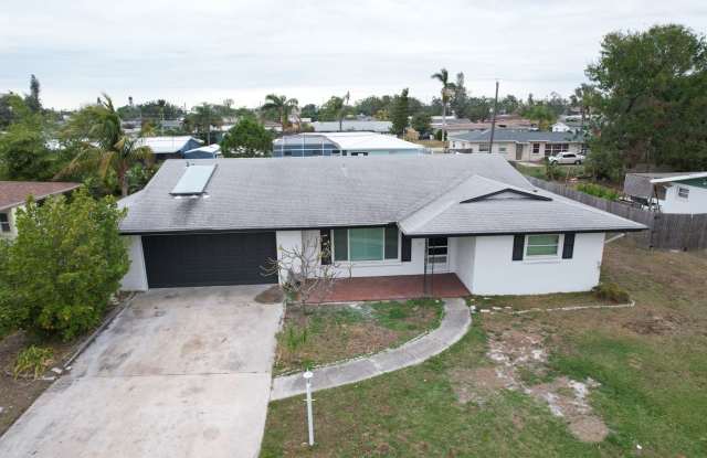 3 bedroom - 2 bathroom home with a 2-car garage photos photos