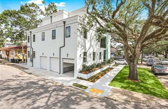2433 STATE Street Gallery 2