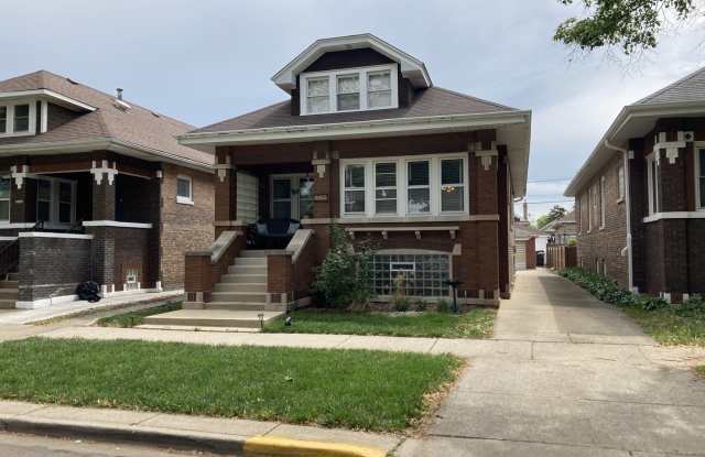2435 Gunderson Avenue photos photos