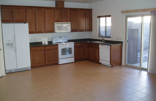 8834 W ASTER Drive Gallery 4