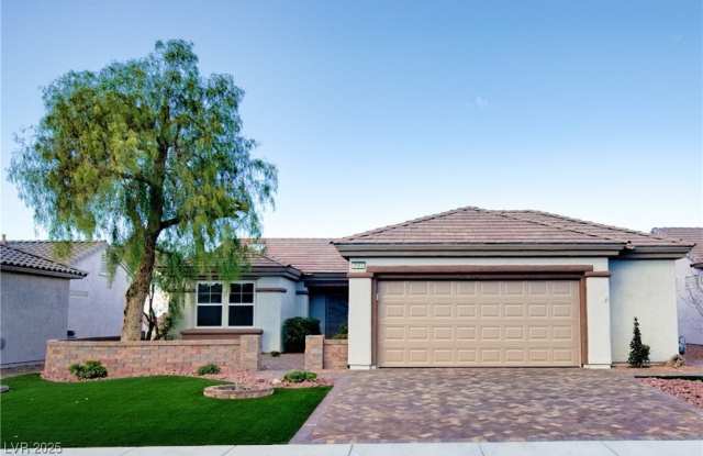 2562 Youngtown Avenue photos photos