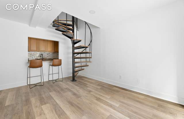 229 East 24th Street photos photos