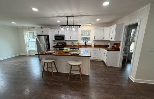 33 Anna Dr photos photos