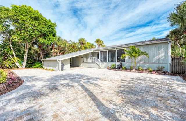 4923 COMMONWEALTH DRIVE - 4923 Commonwealth Drive, Siesta Key, FL 34242
