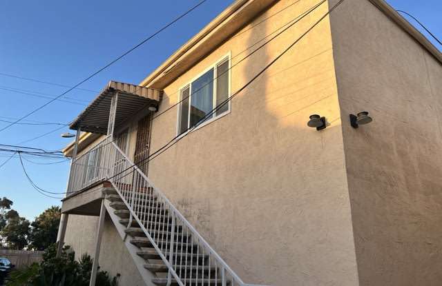 2948 Kalmia Street  Unit A Gallery 3