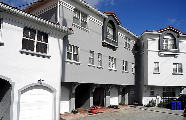 1835 N Dixie Highway - 1835 Dixie Highway, Fort Lauderdale, FL 33305