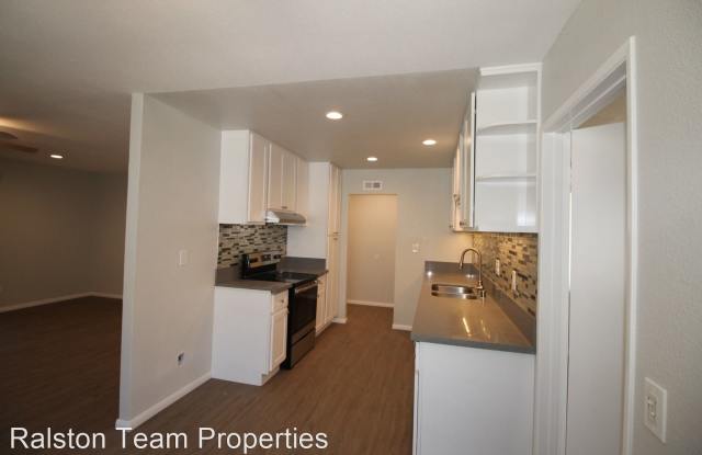 1041 Flax Ct Gallery 2