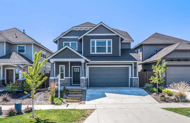 High End Three Bedroom with Community Pool! - 3005 Northeast Marea Drive, Bend, OR 97701 High End Three Bedroom with Community Pool! - 3005 Northeast Marea Drive, Bend, OR 97701