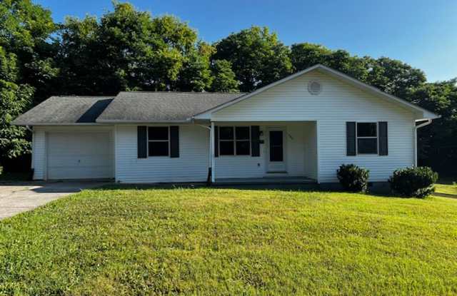 Maryville 37803 - 3 bedroom, 2 bath home - Contact Troy Adams (865) 233-6949 - 702 Pearson Springs Road, Maryville, TN 37803