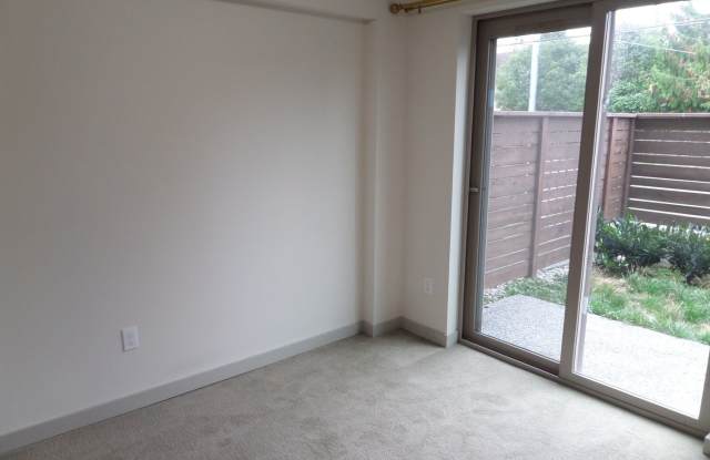532 N 105th St. Gallery 4