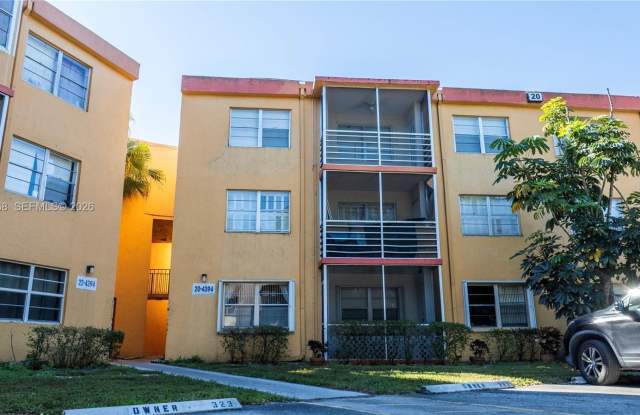 4394 NW 9th Ave photos photos