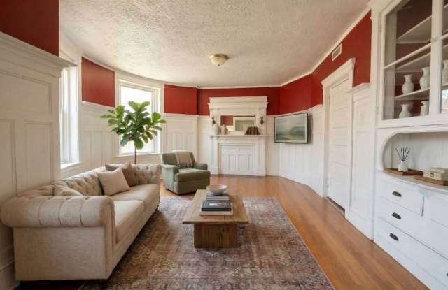 1908 Beacon St. photos photos