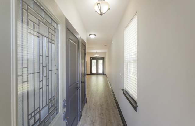 140 Shiaway Ct Gallery 2