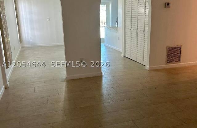 20901 SW 103rd Ct Gallery 4