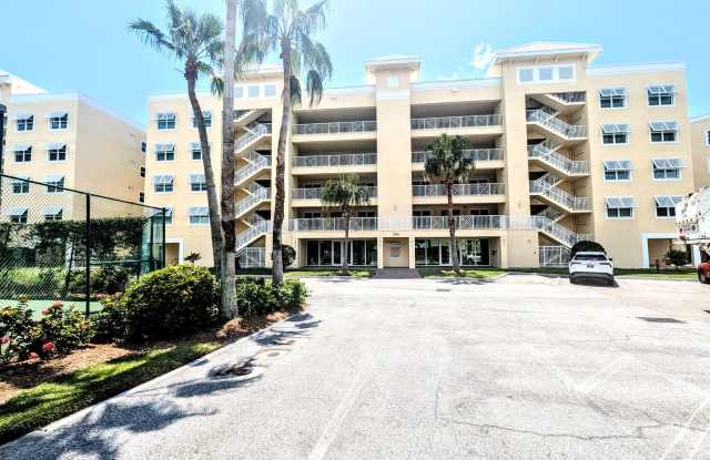 Annual Turnkey 3/3 penthouse on waterfront in Osprey photos photos