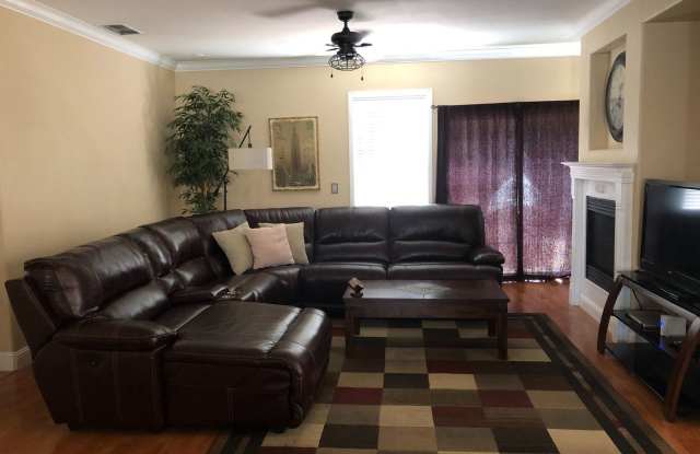 6513 Powder Ridge Drive Gallery 2