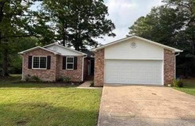Great Home in Country Setting Gallery 1