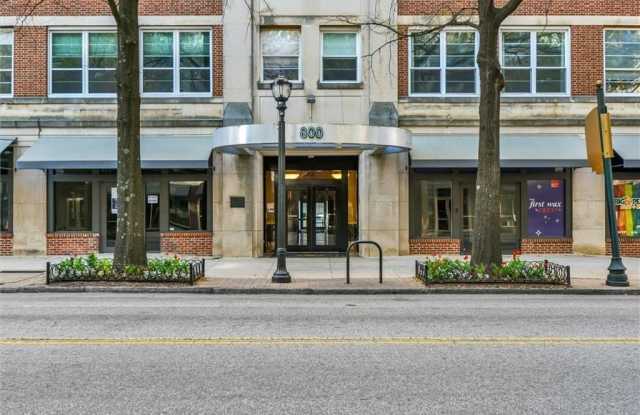 800 Peachtree Street NE unit: 8605 photos photos