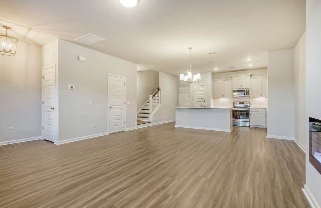 Gorgeous Town Home in Six Oaks photos photos