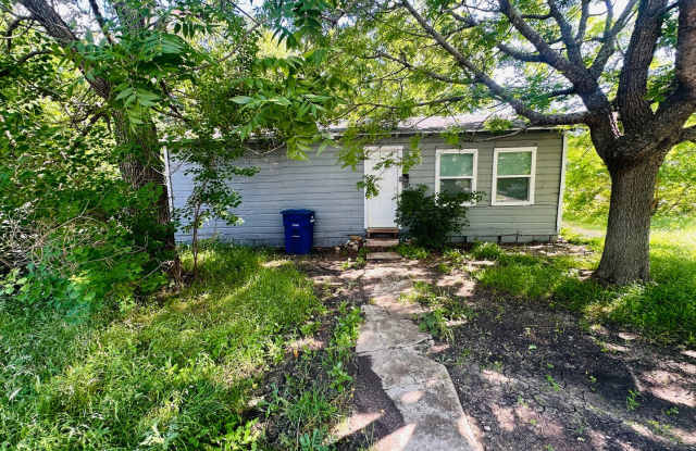 2 bed 1 bath in Copperas Cove $750 a month - 412 West Lincoln Avenue, Copperas Cove, TX 76522