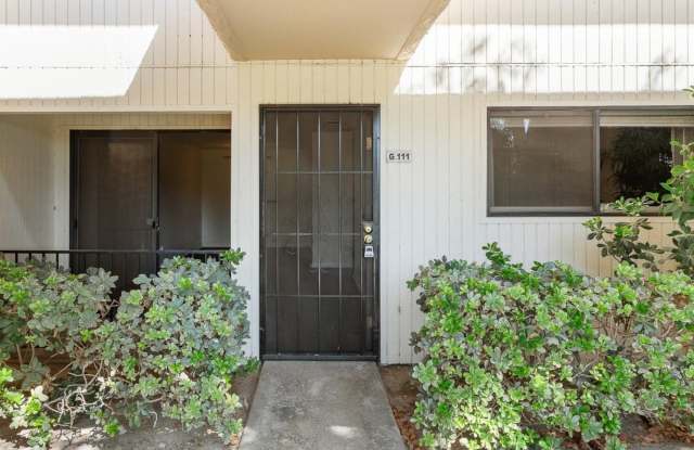 2809 Los Felices Circle East photos photos