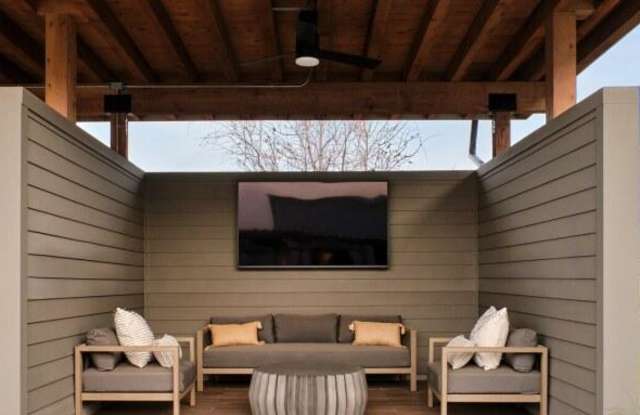 6139 Decker Ln Gallery 2
