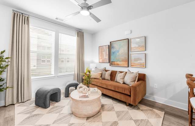 Alta Westinghouse Townhomes Gallery 4