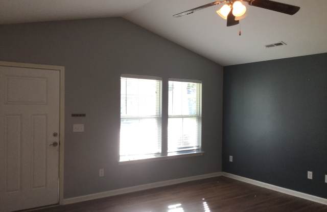 126 Burkridge West Dr Gallery 2