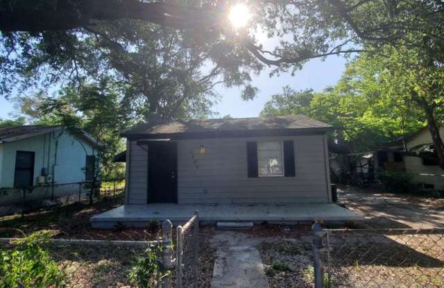 Cute & Cozy 2 Bedroom Cottage in Tampa $1550 Move in July 1 2026 photos photos Cute & Cozy 2 Bedroom Cottage in Tampa $1550 Move in July 1 2026 photos photos