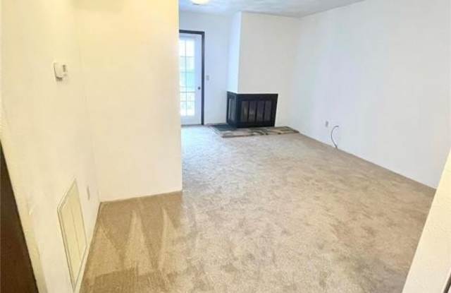 147 ASHLEY Drive Gallery 4