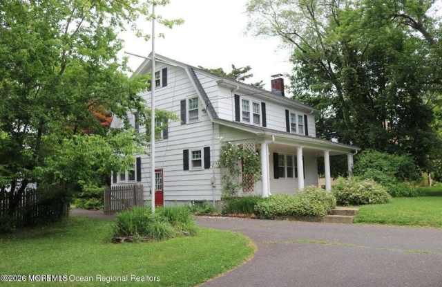 129 Rumson Road Gallery 2