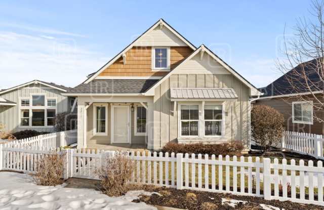 2211 North Oakland Lane photos photos