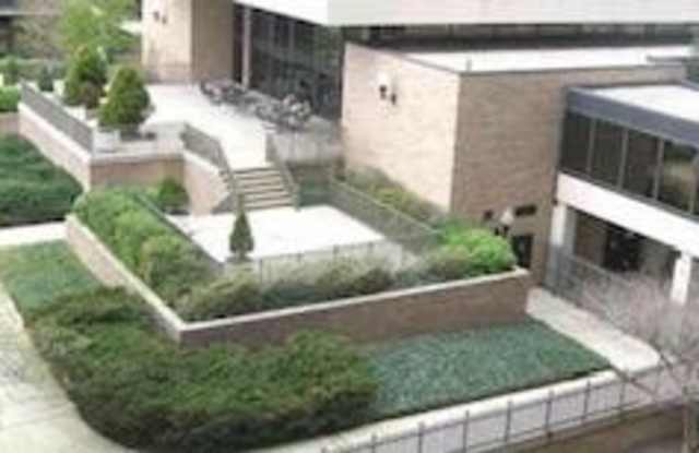 5505 SEMINARY Road Gallery 2