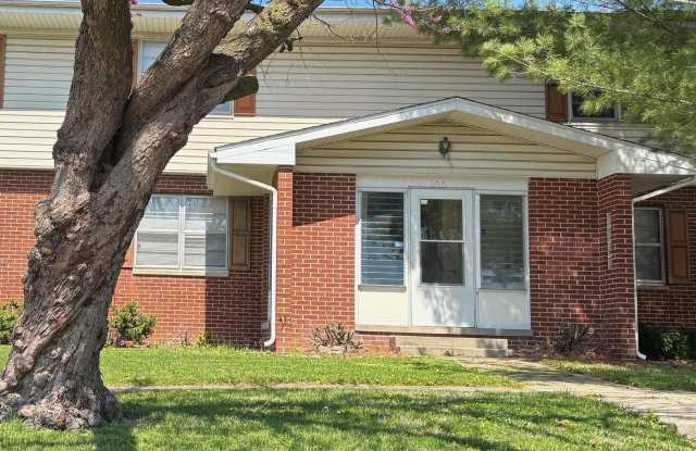 105 Outer Park Drive photos photos