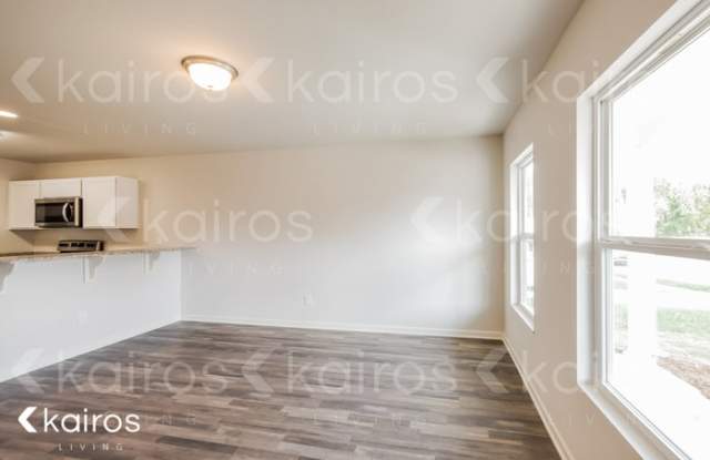 946 Mathis Avenue Gallery 2