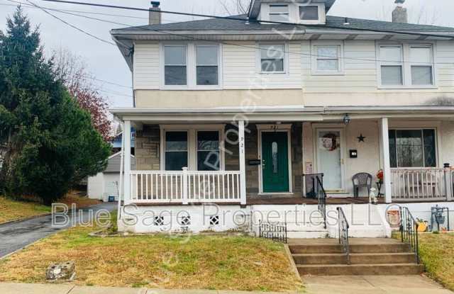 921 Langley St - 921 Langley Street, Trainer, PA 19061