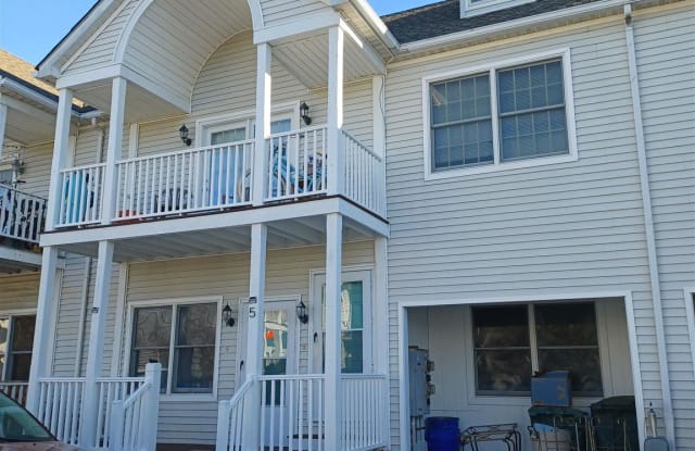 5 Galleon Ct - 5 Galleon Court, Atlantic City, NJ 08401
