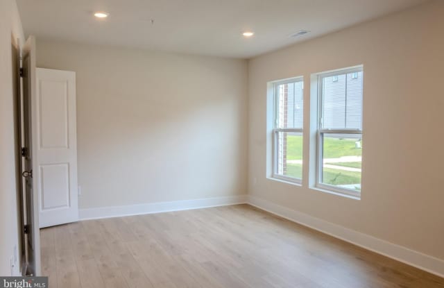 7410 AMEGA WAY Gallery 4