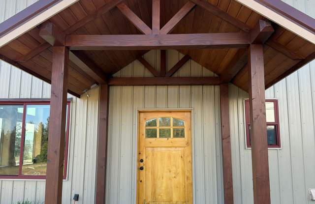18122 N South Bank Road Gallery 1