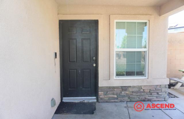 Spacious 3 Bed / 2.5 Bath Home with Solar,  & Fruit Trees - Makes Perfect Family home! photos photos