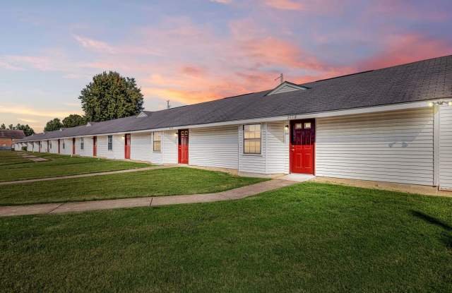 Shelby Grove Apartments Gallery 2