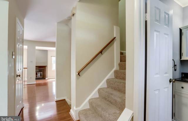 5309 LAKE COVE COURT Gallery 3