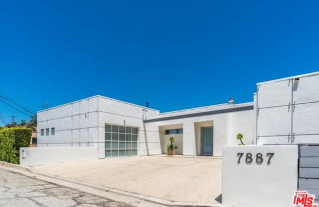 7887 WILLOW GLEN Road Gallery 2