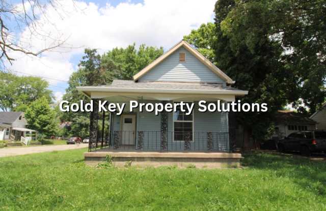 COMING SOON!! 3 BR 1 BA House with New Carpet and Paint (NO SECTION 8) photos photos