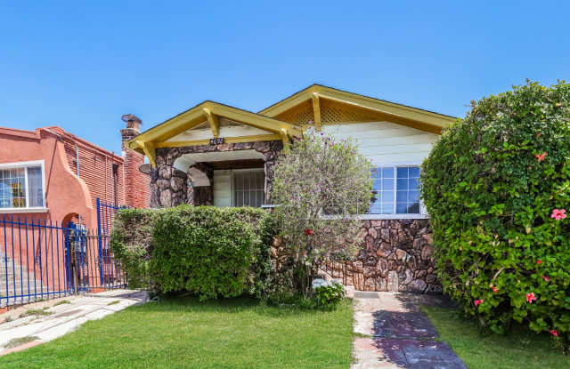 Beautiful 1918 Oakland Home!! photos photos Beautiful 1918 Oakland Home!! photos photos